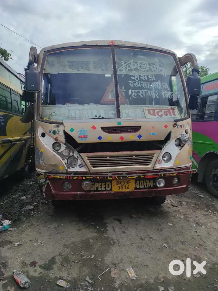 Driver for tata saffari