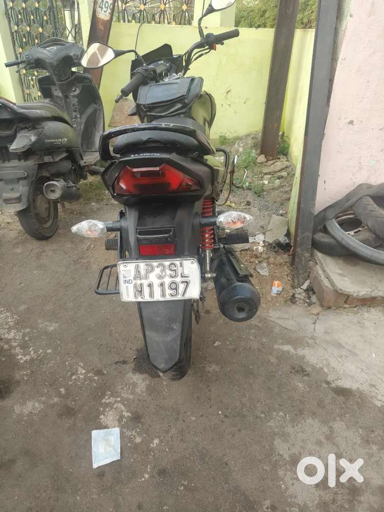 Glamour xtec-Single used. Showroom maintained