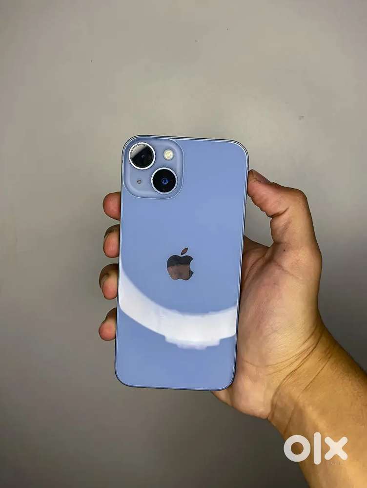 Apple  iphone 14 model only 7 month old with bill box warranty