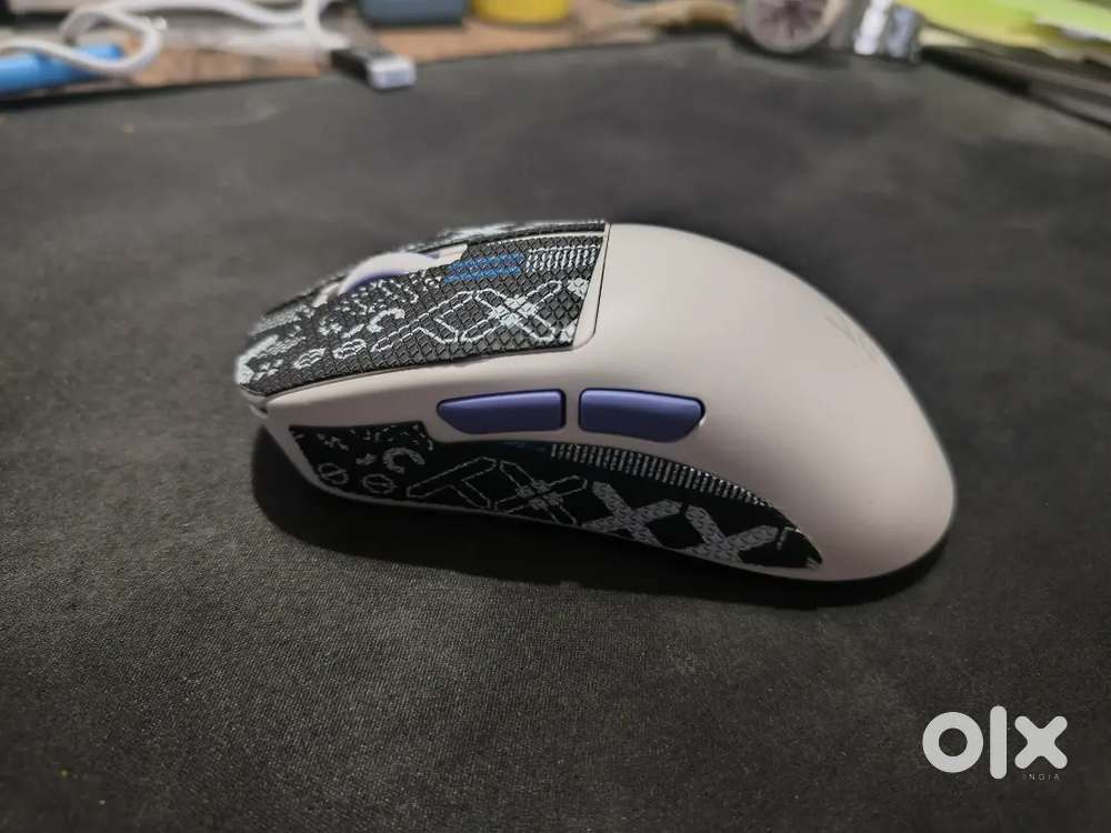 Kreo Anzu (brand new) 52 Gram Ultralight Wireless Gaming Mouse