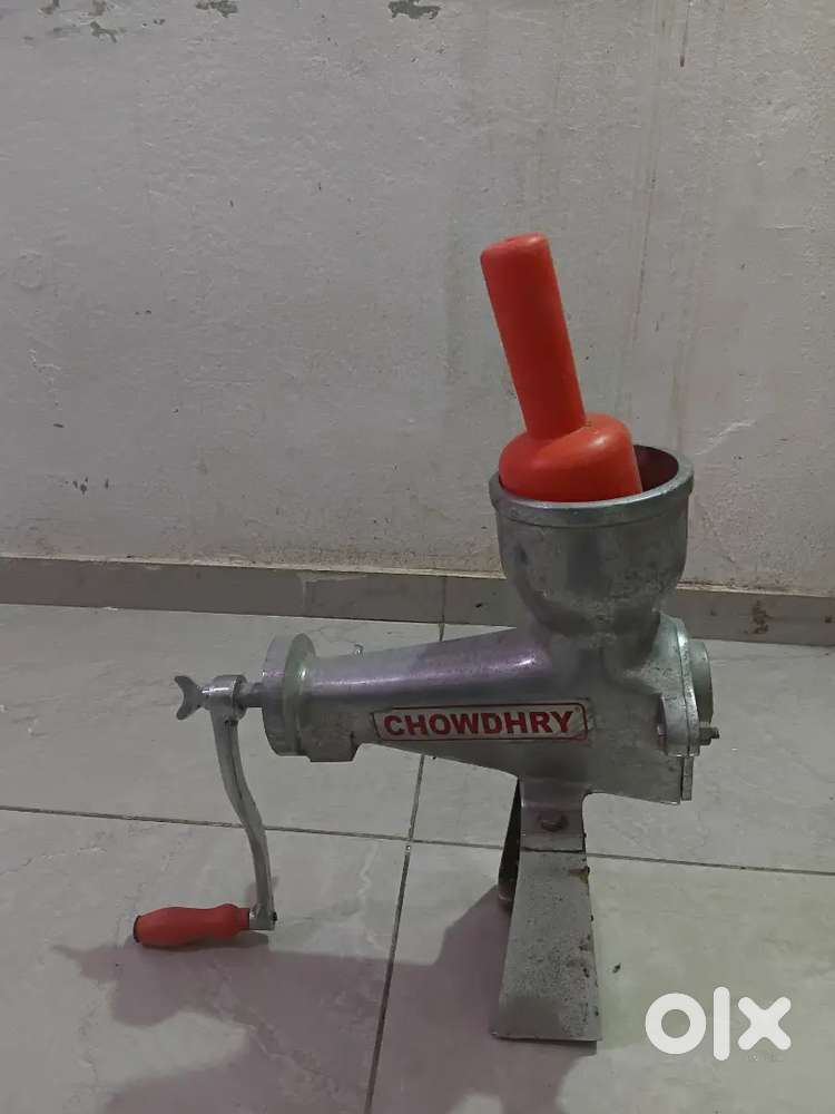 Juicer machine