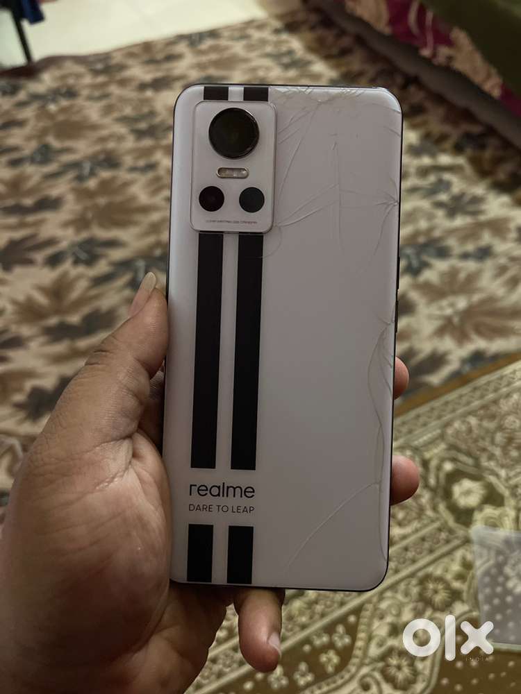 Realme gt neo 3 5g 8/128gb only phone no accessories