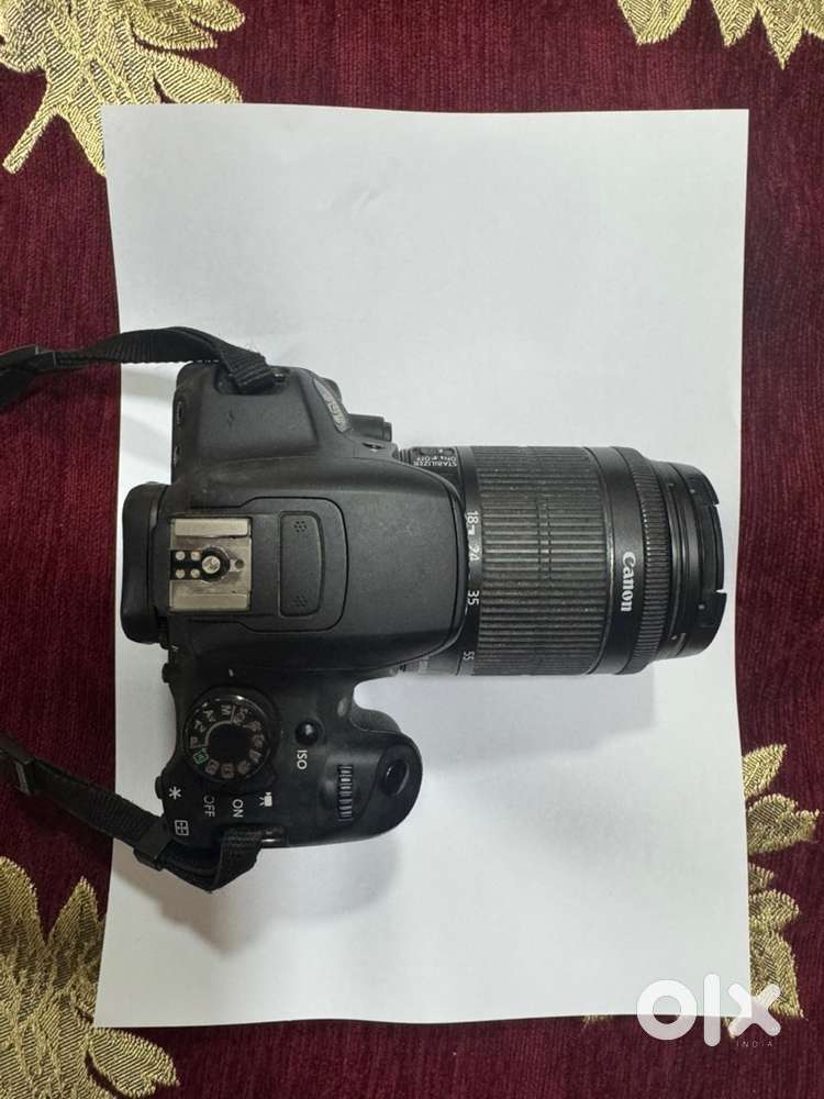 Canon 700D with lens, SD card and Kit bag