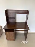 Office Table Wakefit is available for 5000
