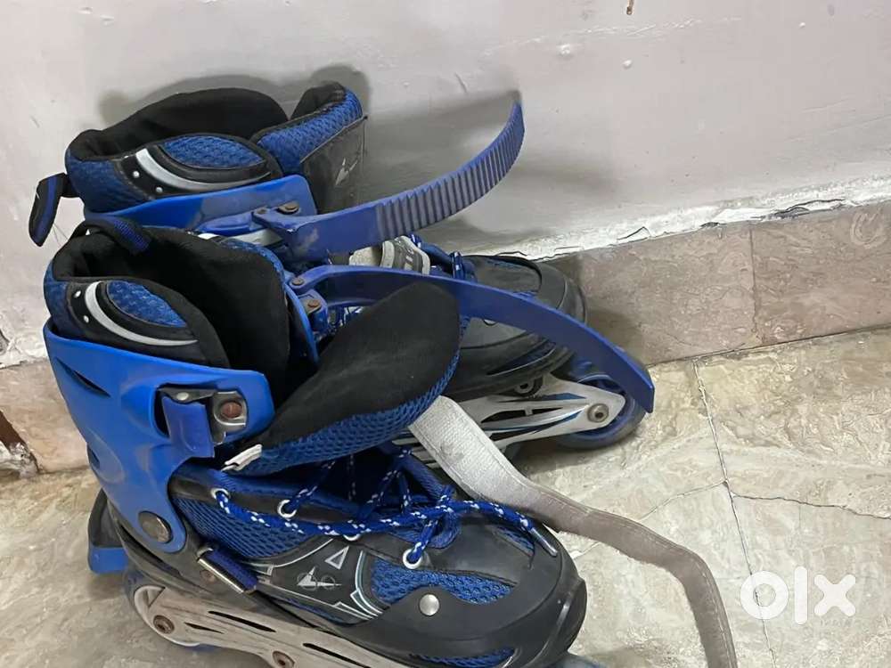 Speed skates