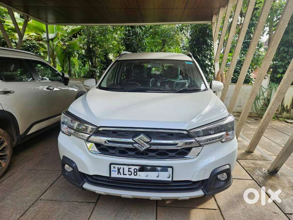 Maruti Suzuki XL6 1.5 Zeta AT, 2022, Petrol