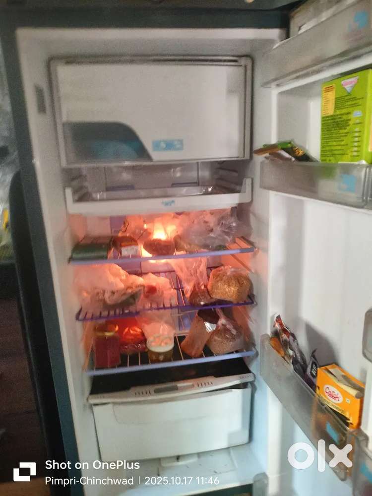 Godrej fridge 220 liter
