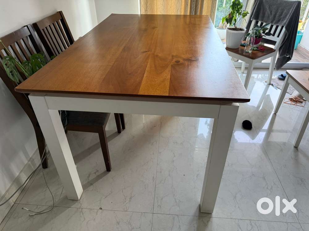 Urban Ladder 6 seater Dining table .