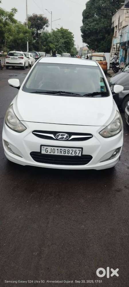 Hyundai Verna Fluidic 1.6 CRDi SX Opt, 2013, Diesel