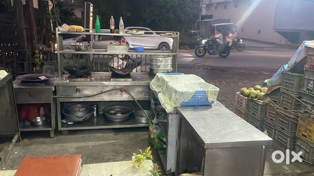 Running hotel for sale and thekke pr bhi de dwge