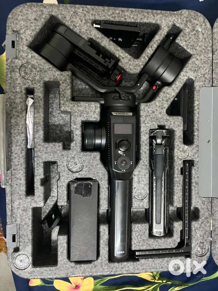 Moza Across 2 Gimbal