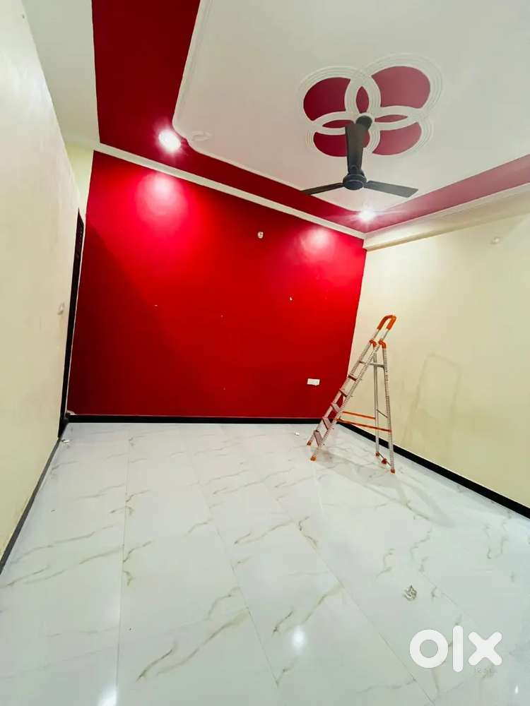 Main road for rent seprate portion single room only 3500 and Double r