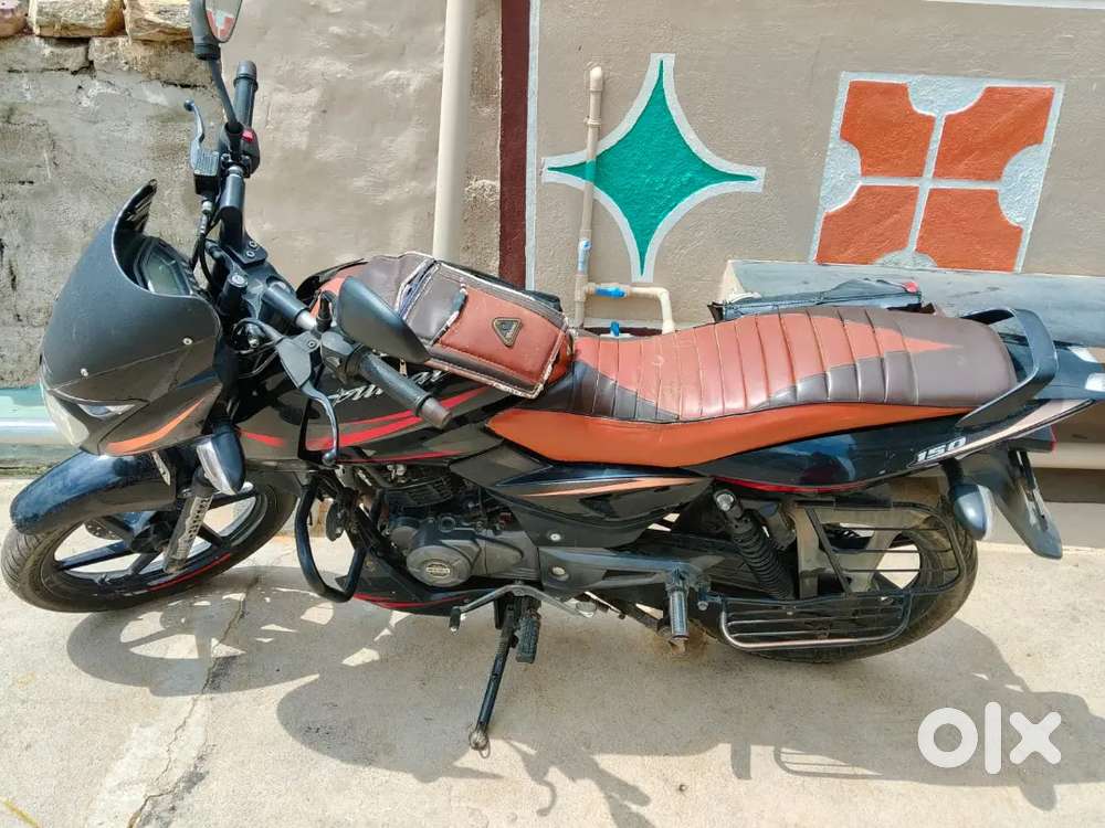 Bajaj Pulsar DTS-i (ABS)