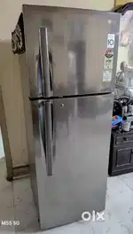 LG DOUBLE DOOR FRIDE 260Liters PURCHASED (JULY 2017) NOT WORKING