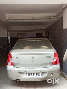 Mahindra Logan 2006 Petrol Well Maintained