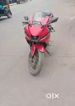 Yamaha R15 V4