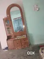 One beautiful dereasing table