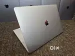 Apple Macbook Laptop i7 16gb 256gb  5.5gb 15inch Retina Touchbar
