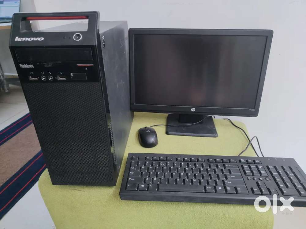 Lenovo Desktop l i5 Processor l 8GB l 128 / 500GB l 19 Inch Monitor