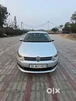Volkswagen Vento 2010-2013 Petrol Highline, 2012, Petrol