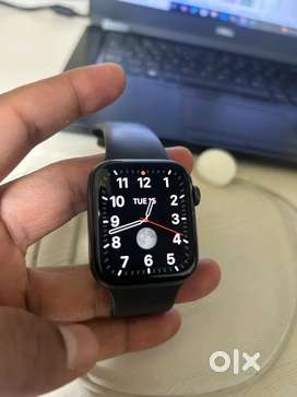 Apple watch series 5 44mm cellular mint condition