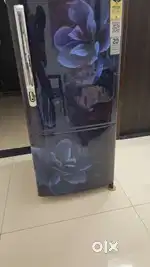 Brand new refrigerator 183L capacity