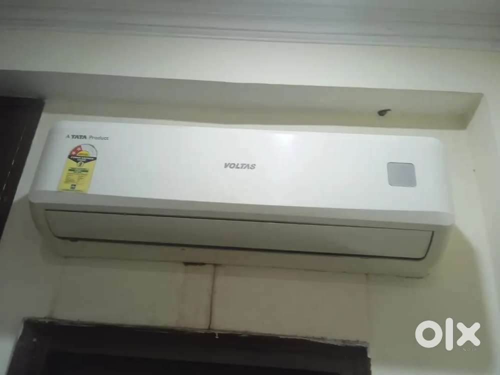 चलते हुए एसी मात्र 9000 मै