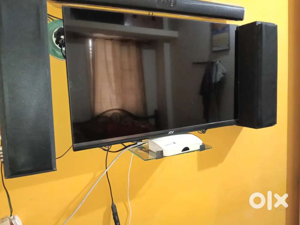 I am selling Tv and speakers