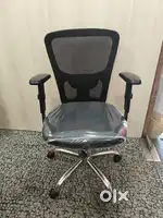 Refurbished office chair JAZZ brand available in low price