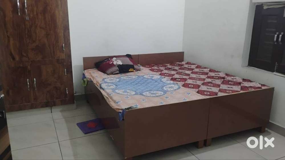 Need a roommate for 2 bhk flat