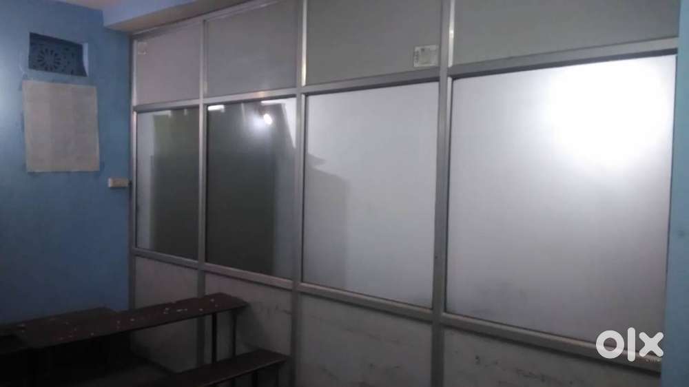 ALUMINIUM PARTITION