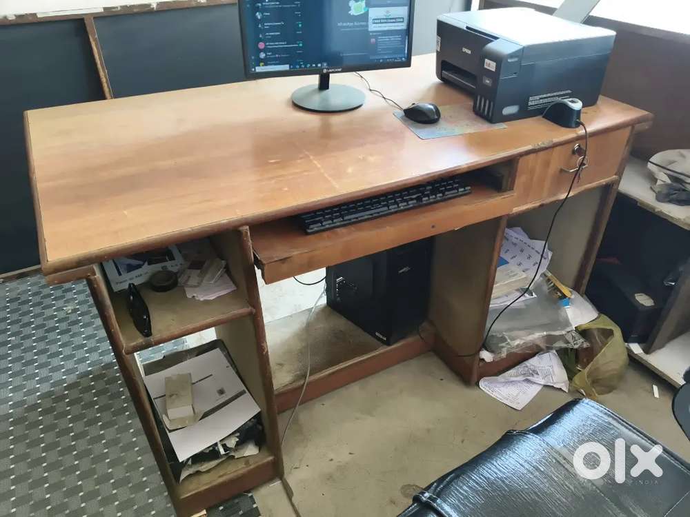 Computer Table