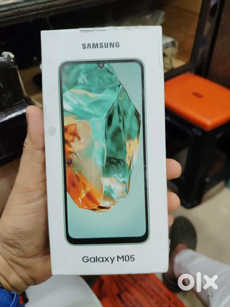 Samsung M05 brand new mobile sealed pack with bill box
