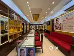 Jewellery store manager