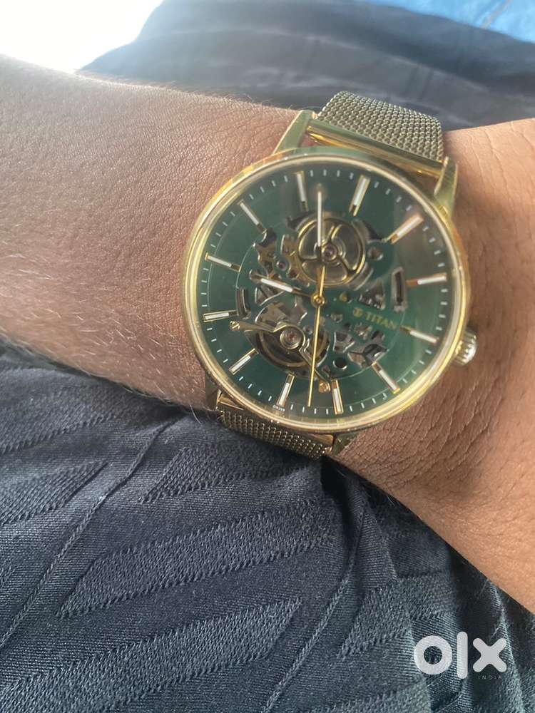 Watch titan