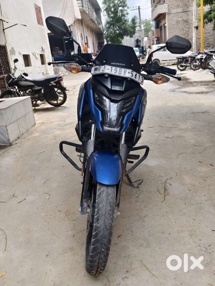 XBlade 2019  Single Owner  Only 18k Run  Like New