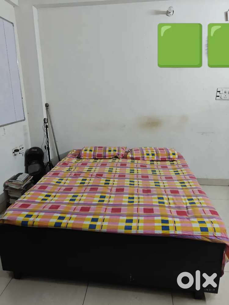 Double Bed with mattress (Diwan)