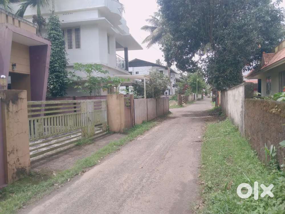 LAND FOR SALE 18 CENT SEA PORT ROAD 200 MEETR  MAGALIYAM