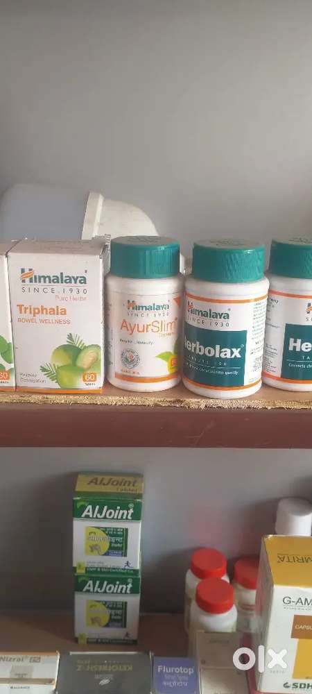 Retail medical pr ladka chhaiye jo market se sari davaye arrange kr sa
