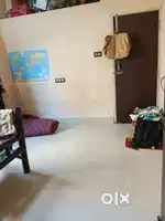 Flatmate student