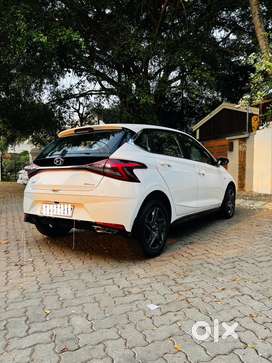 Hyundai i20 1.2 Sports automatic 2022 Petrol 36000 Km Driven
