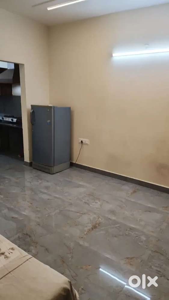 2bhk first floor independent house for rent at model town extension.