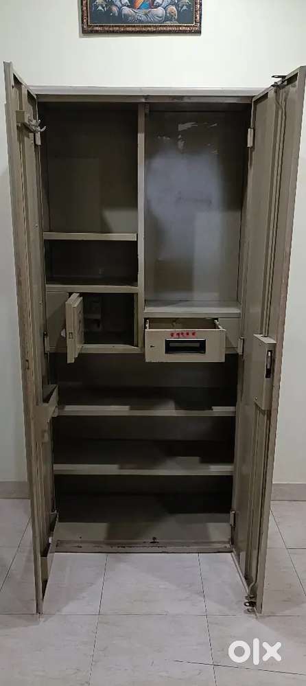 गोदरेज का कपाट