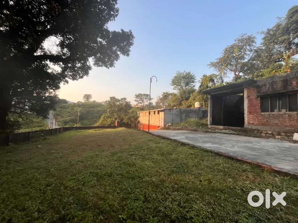 R3 plot Available At Danda Lakhond