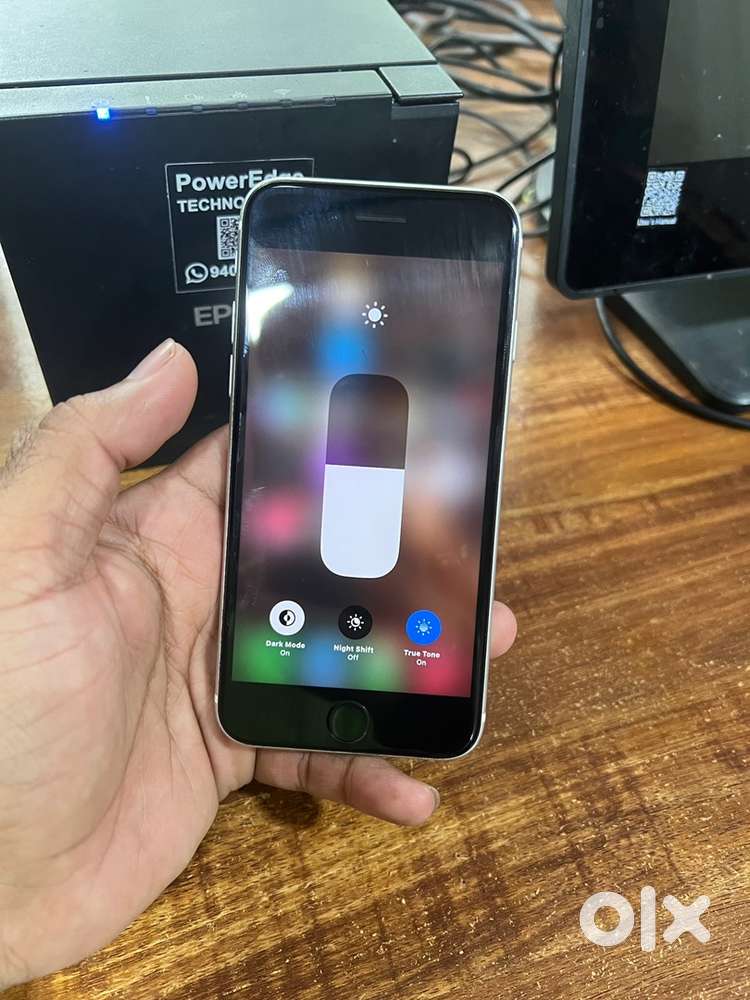 Iphone se 2nd gen 64 gb white