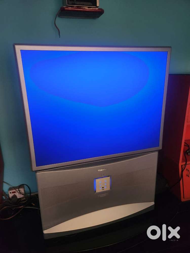Old Toshiba 42 TV for Sale – Condition Unknown – ₹10,000 (Negotiable)