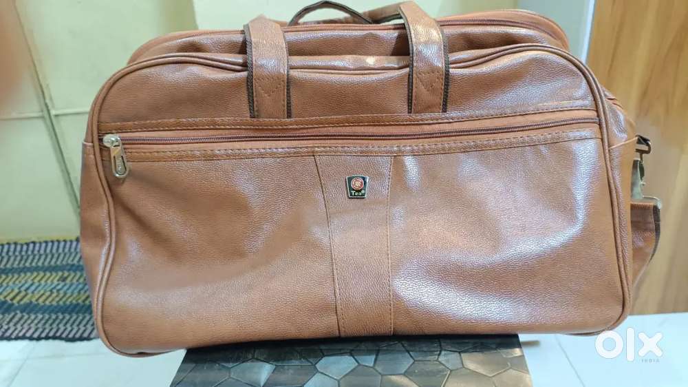 TEO 100% Orignal brown leather big duffle bag