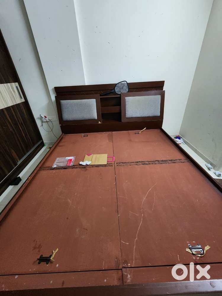 Bed, wardrobe and computer desk for sale