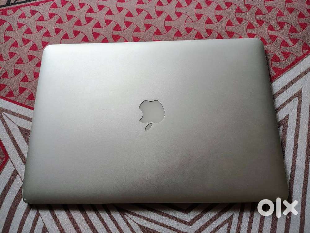 Macbook pro retina display i7