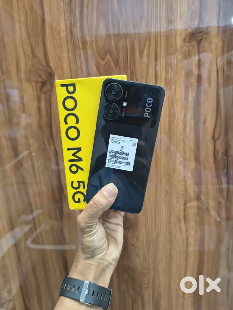 Poco m6 5g 8/128 under warranty phone